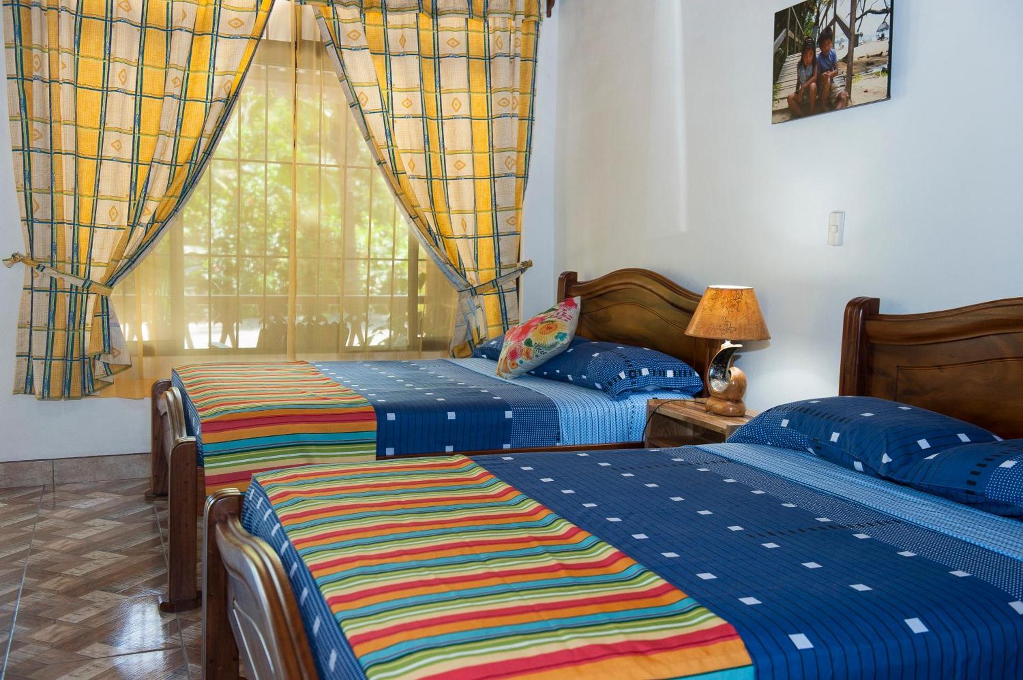 Hotel Sunshine Caribe Puerto Viejo de Talamanca 외부 사진