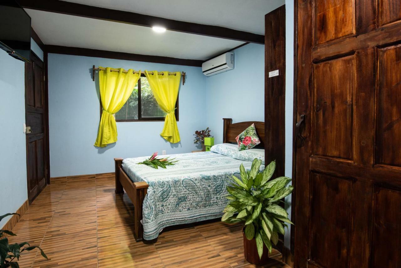 Hotel Sunshine Caribe Puerto Viejo de Talamanca 외부 사진